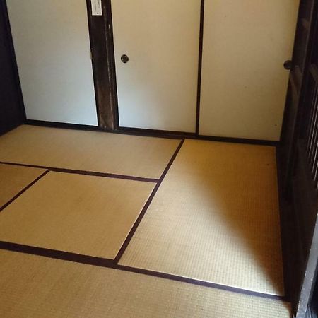 Gokayama Gassho No Sato Hotel Nanto Bagian luar foto