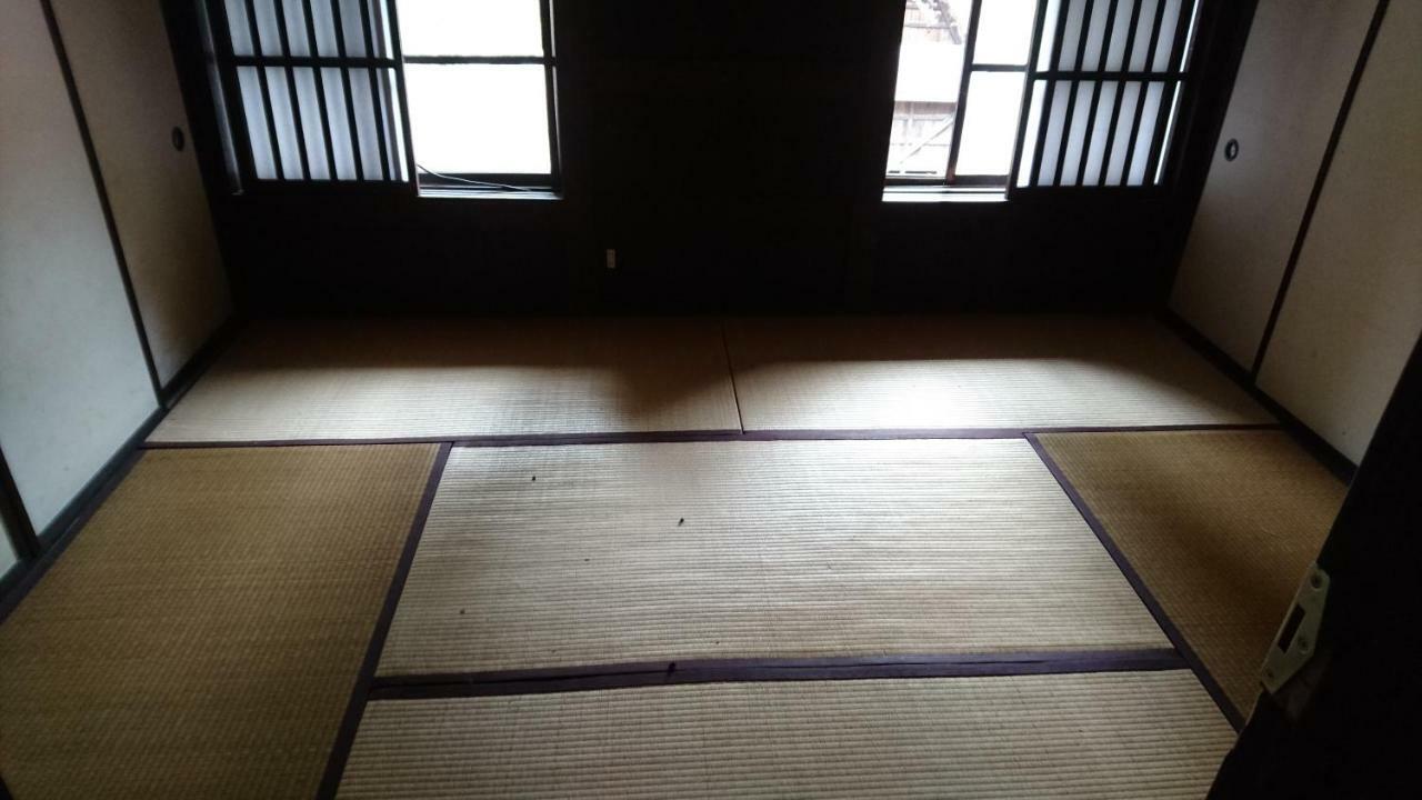Gokayama Gassho No Sato Hotel Nanto Bagian luar foto
